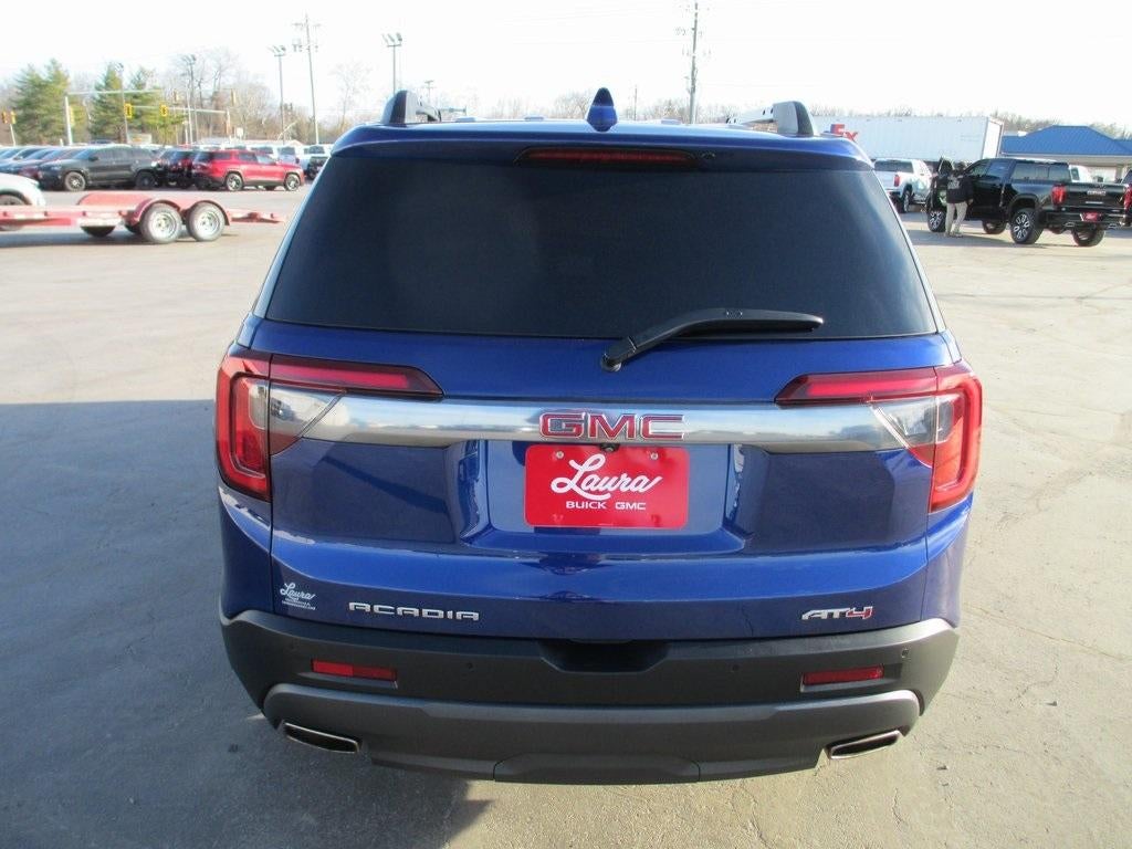 2023 GMC Acadia AT4