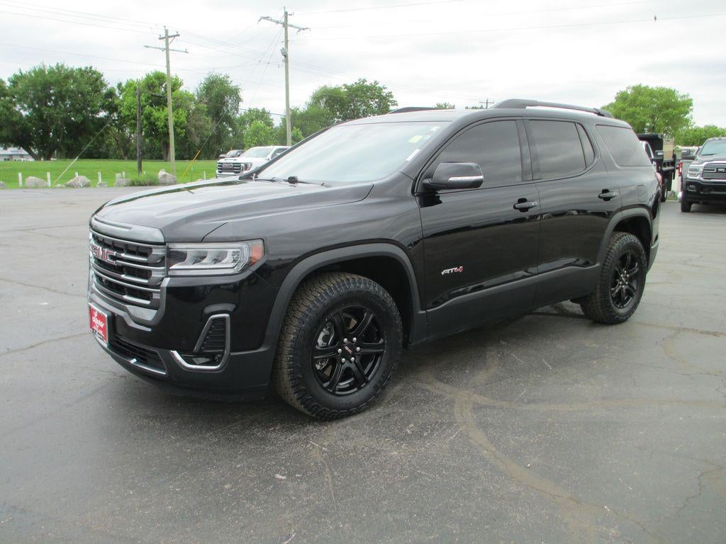 2023 GMC Acadia AT4