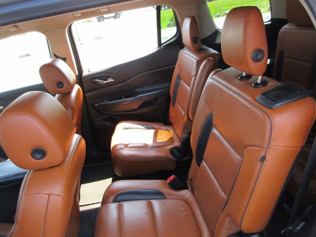 2019 GMC Acadia SLT
