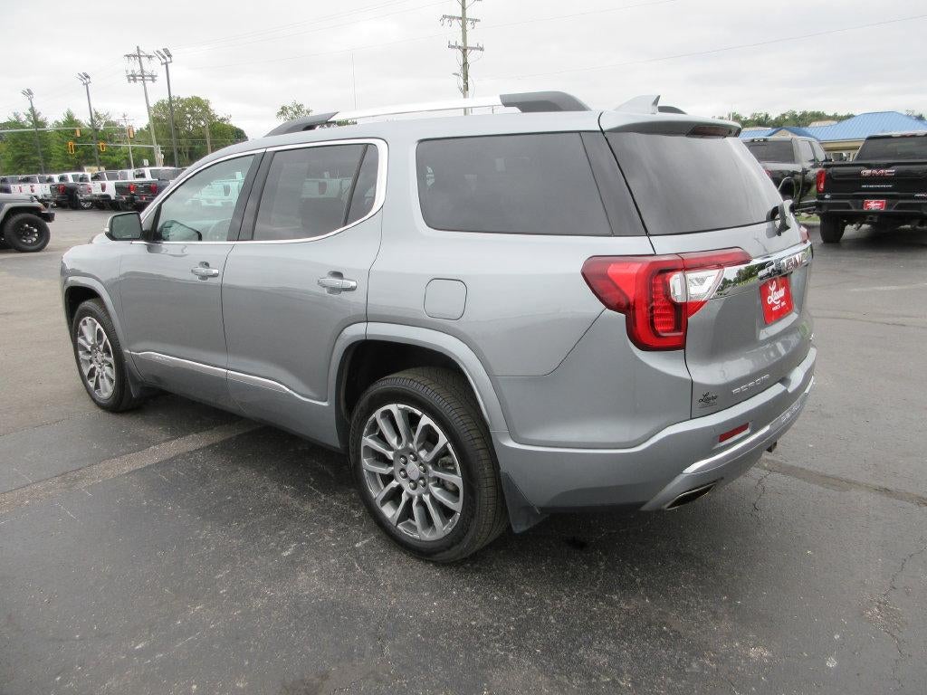 2023 GMC Acadia Denali