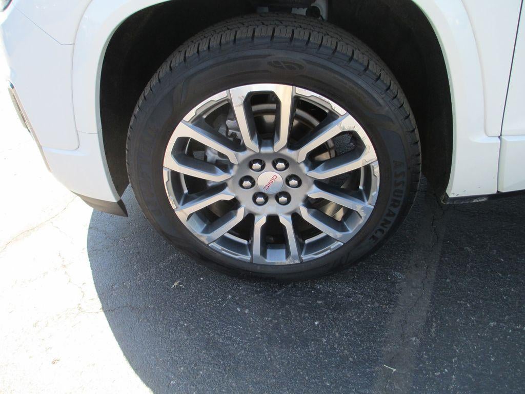 2021 GMC Acadia Denali
