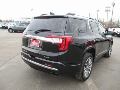 2022 GMC Acadia Denali