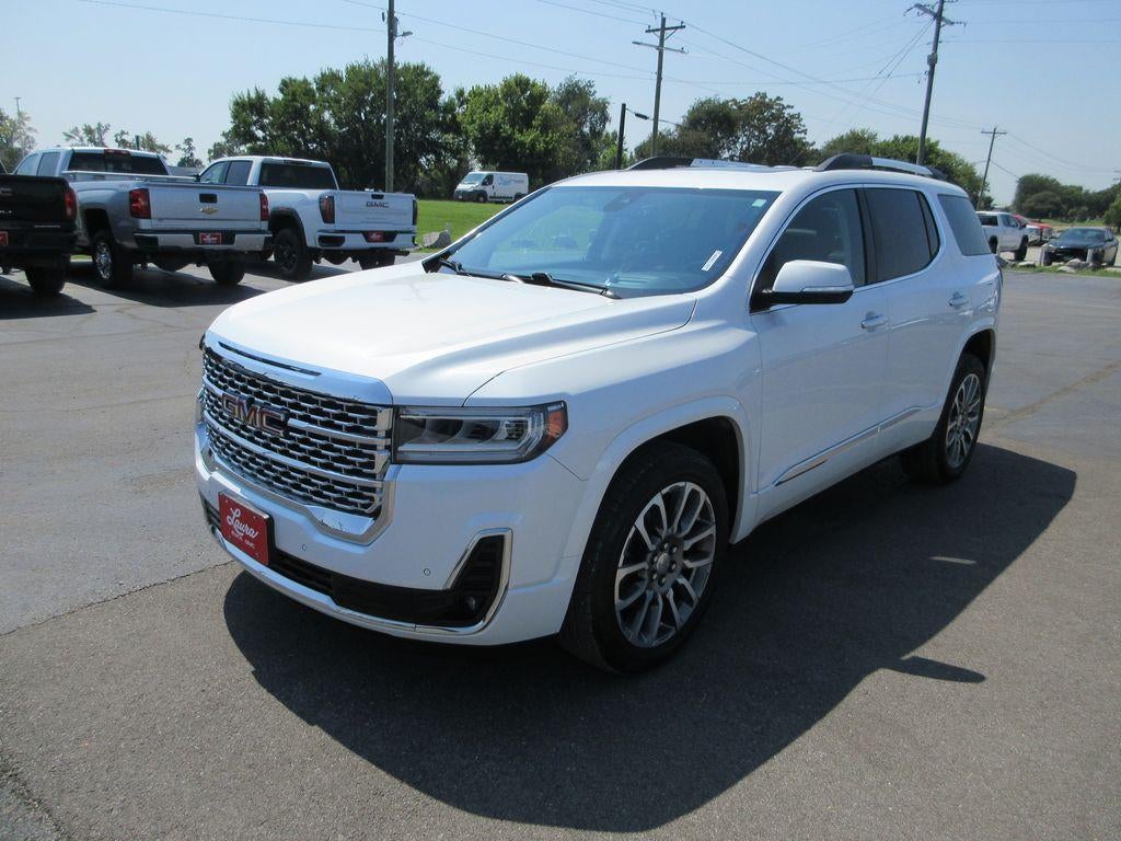 2023 GMC Acadia Denali