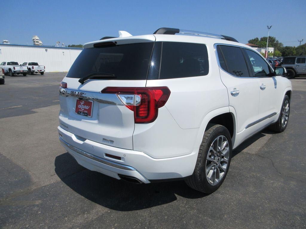 2023 GMC Acadia Denali