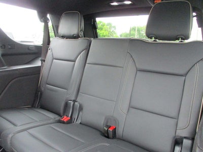 2024 GMC Yukon SLT