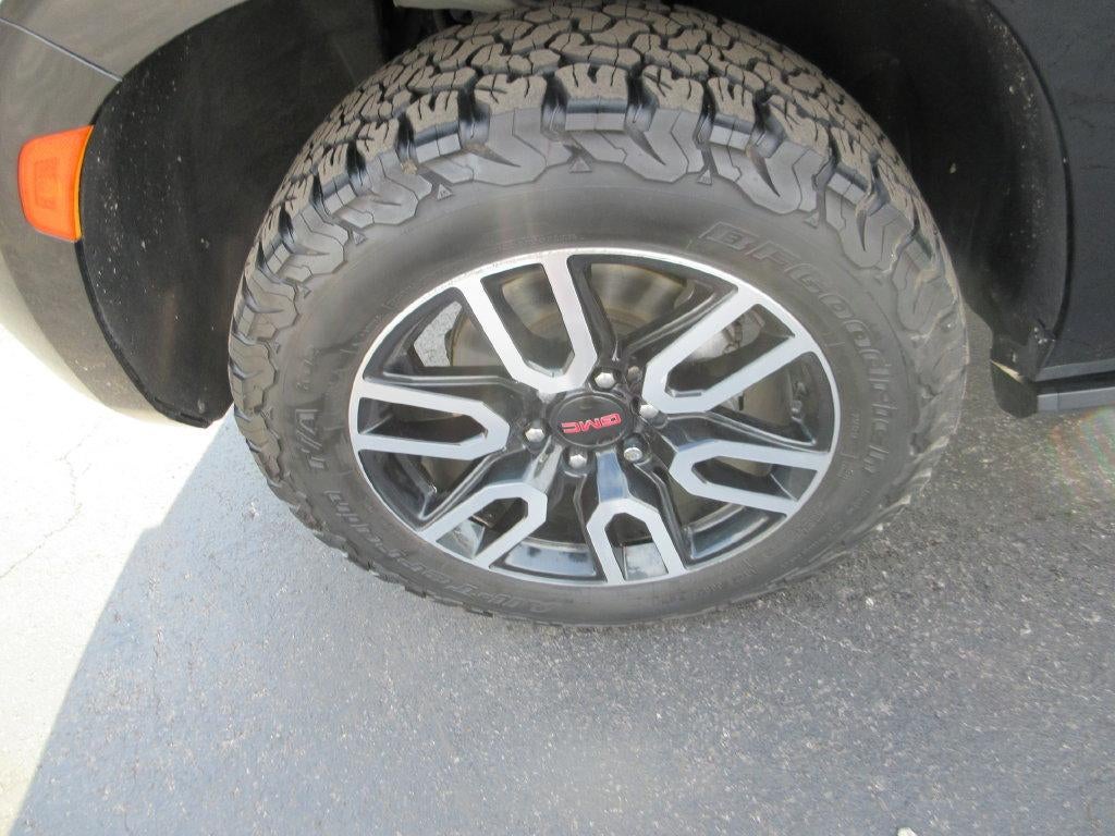 2021 GMC Yukon AT4