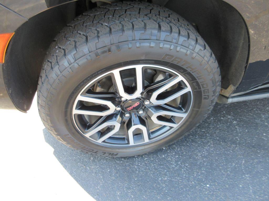 2023 GMC Yukon AT4
