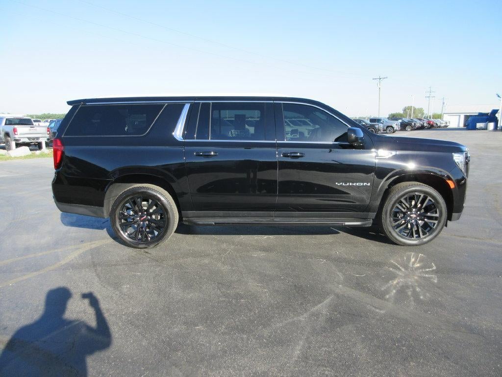 2024 GMC Yukon XL SLE