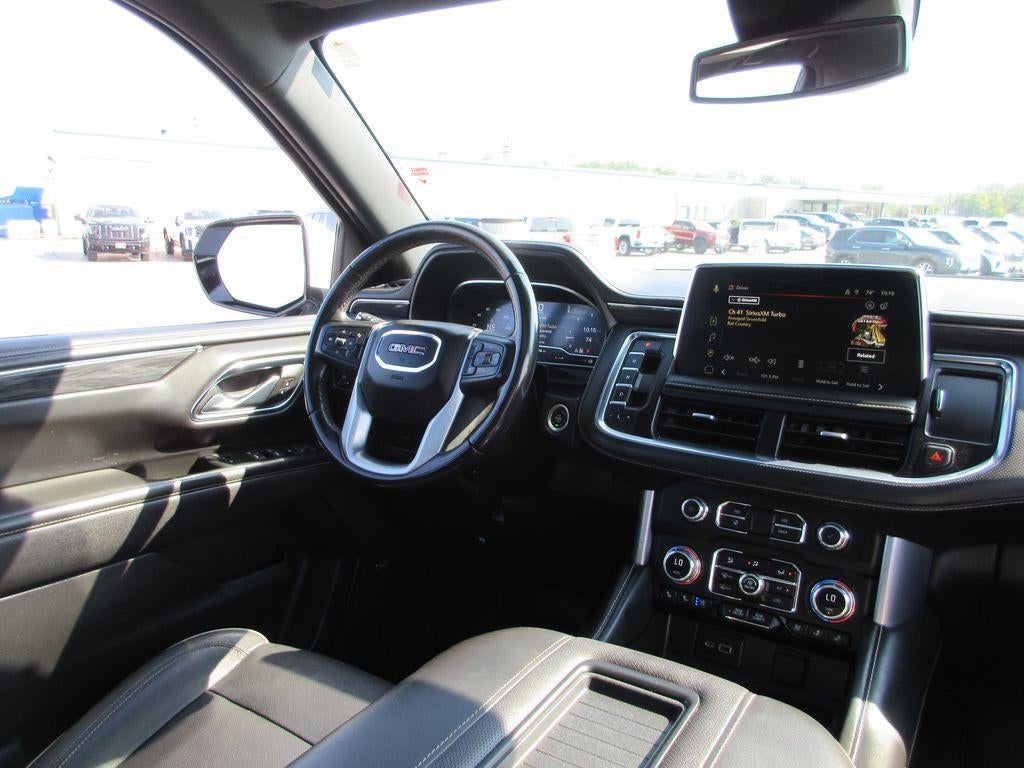 2023 GMC Yukon XL SLT