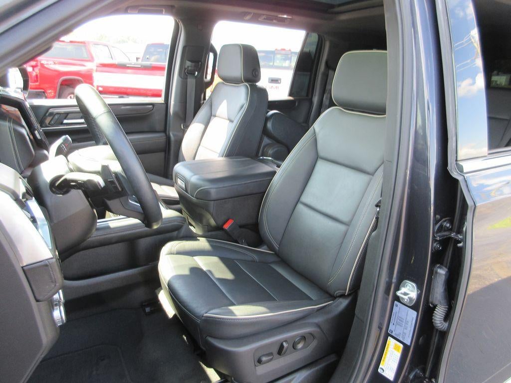 2025 GMC Yukon XL Elevation