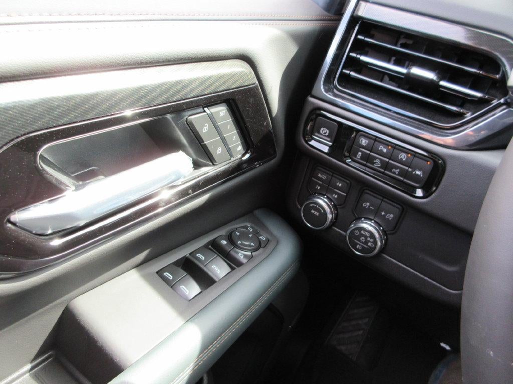 2027 GMC Yukon XL AT4