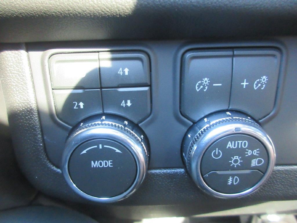2027 GMC Yukon XL AT4