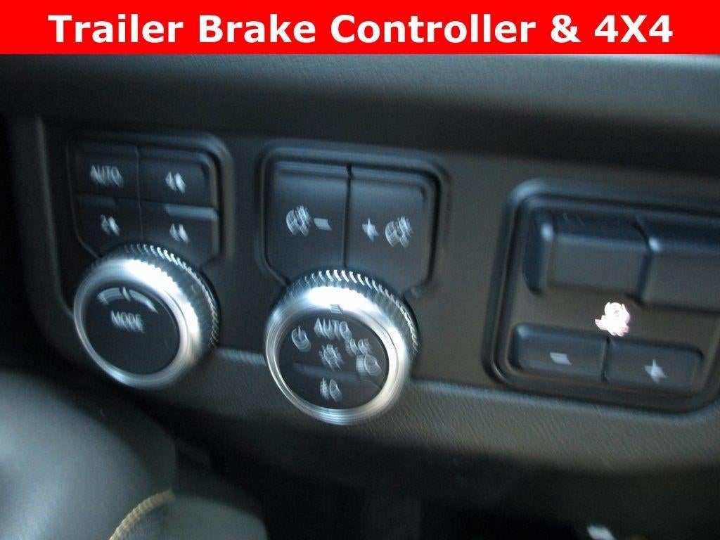 2022 GMC Yukon XL AT4