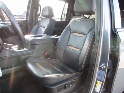 2022 GMC Yukon XL AT4