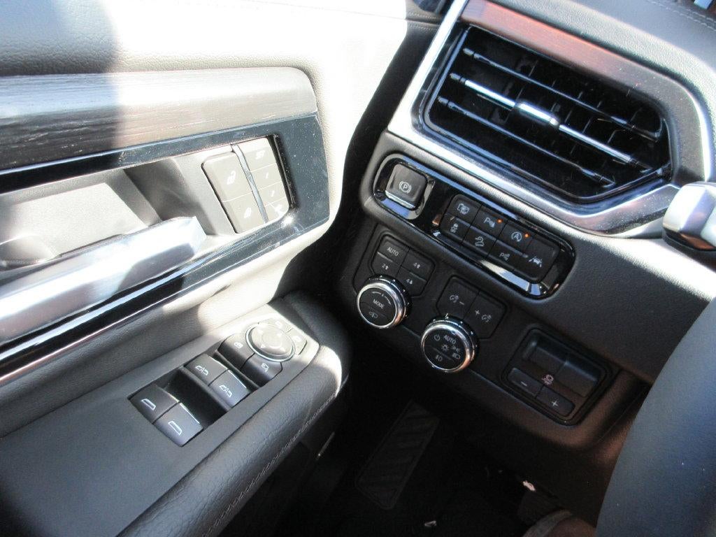 2027 GMC Yukon XL Denali