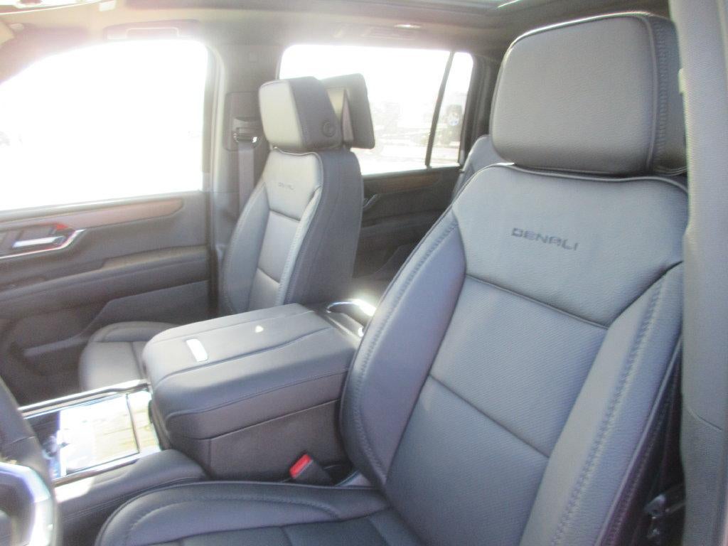 2027 GMC Yukon XL Denali