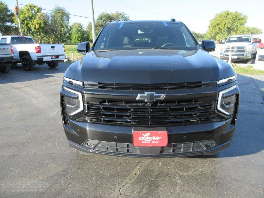 2025 Chevrolet Suburban RST