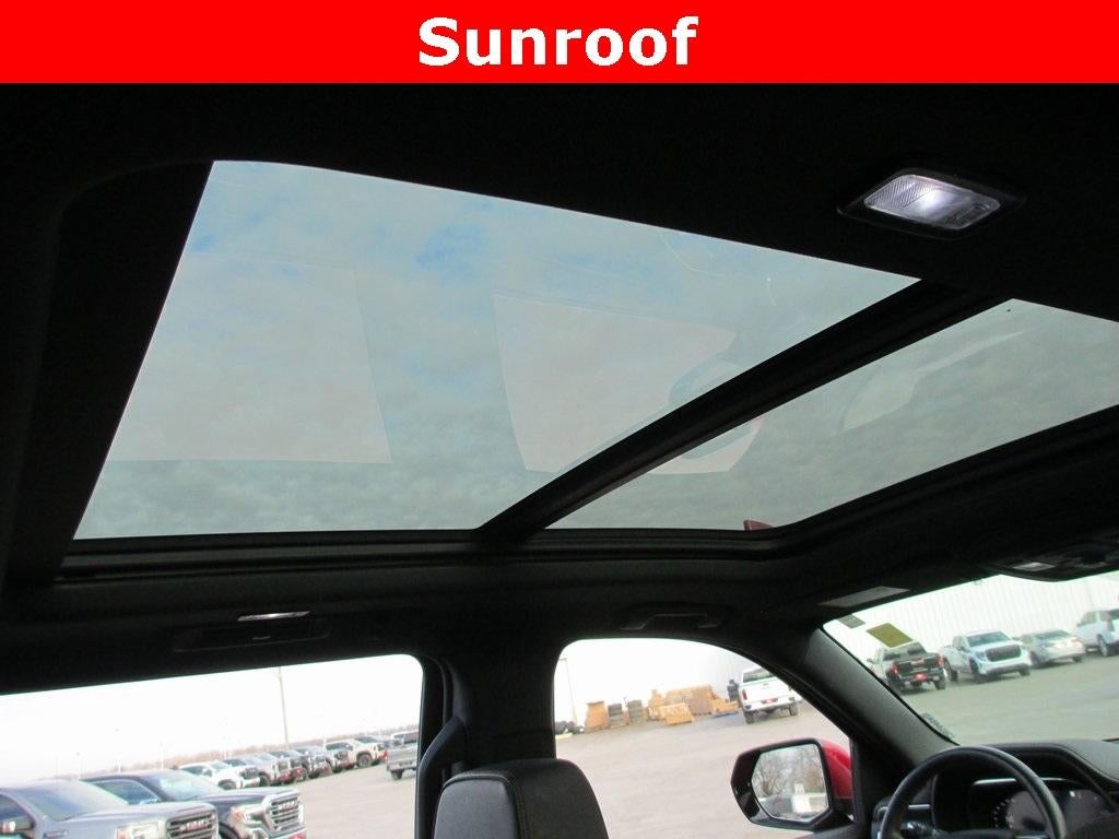 2023 Chevrolet Suburban RST