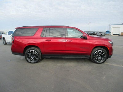 2023 Chevrolet Suburban RST