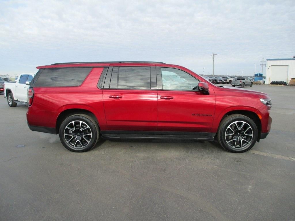 2023 Chevrolet Suburban RST