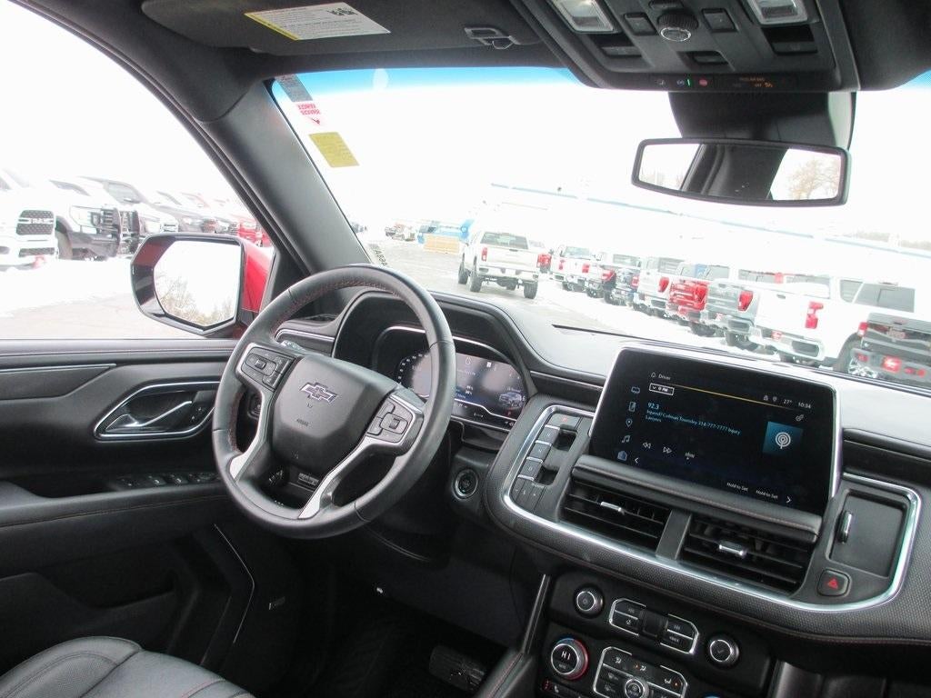 2023 Chevrolet Suburban RST