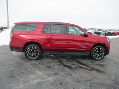 2023 Chevrolet Suburban RST