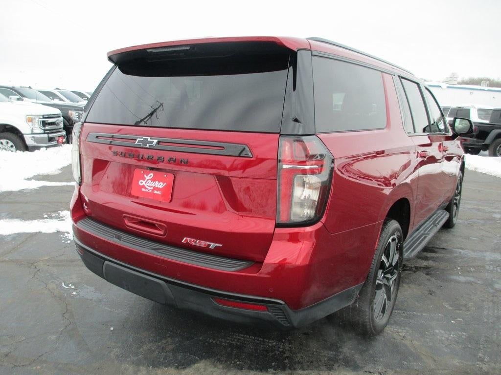 2023 Chevrolet Suburban RST