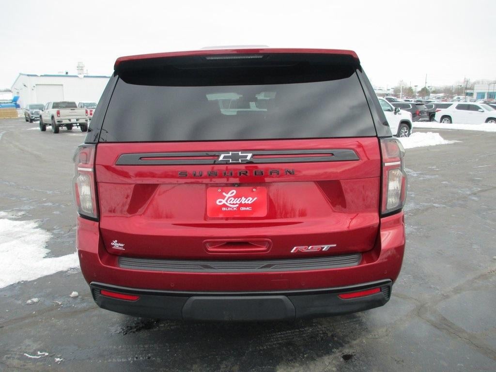 2023 Chevrolet Suburban RST