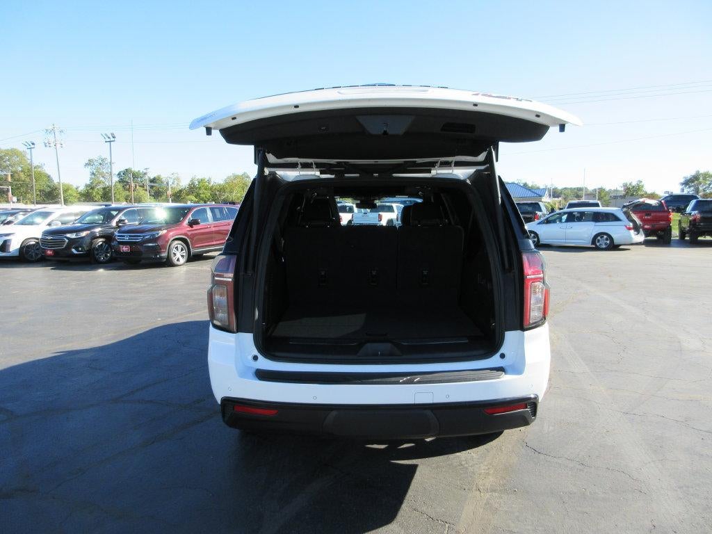 2023 Chevrolet Suburban RST