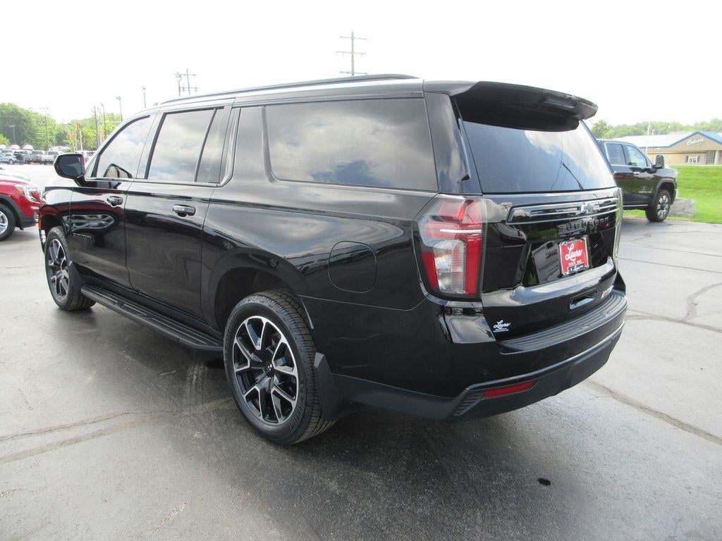 2023 Chevrolet Suburban RST