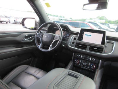 2023 Chevrolet Suburban RST