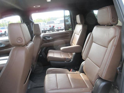 2022 Chevrolet Suburban High Country
