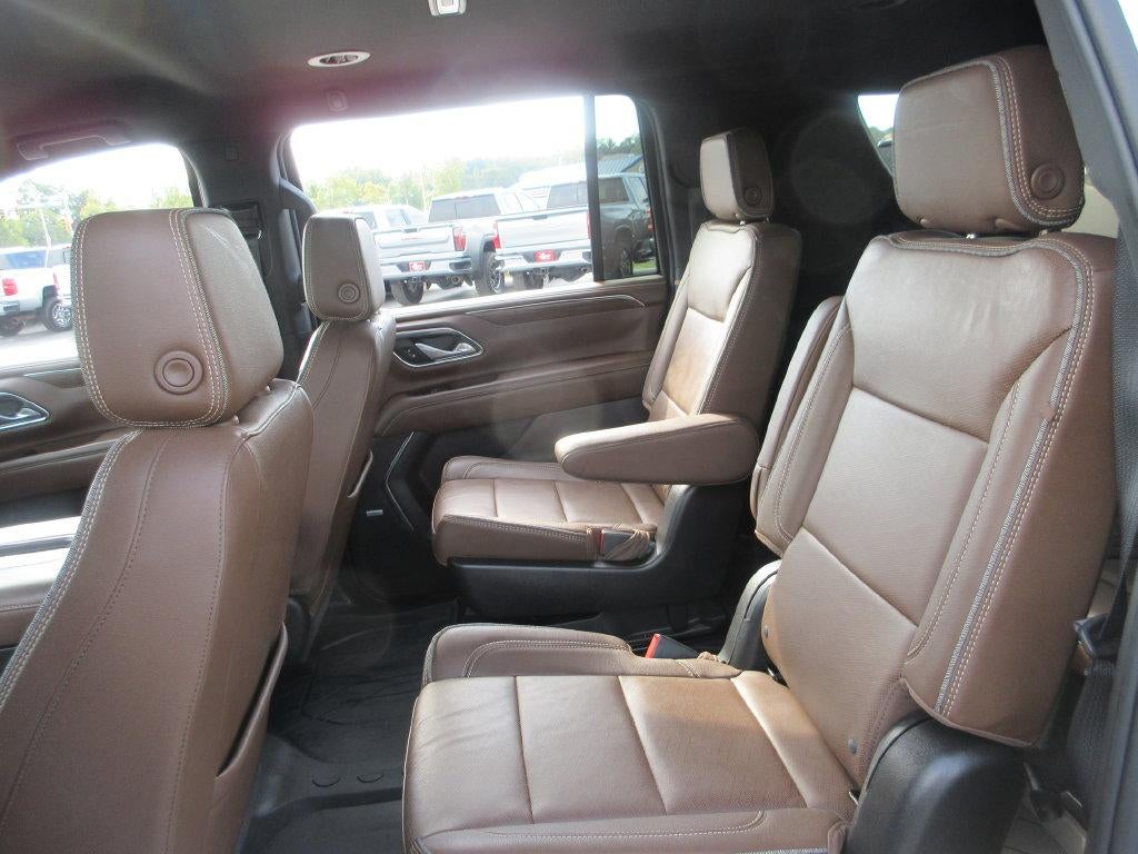 2022 Chevrolet Suburban High Country