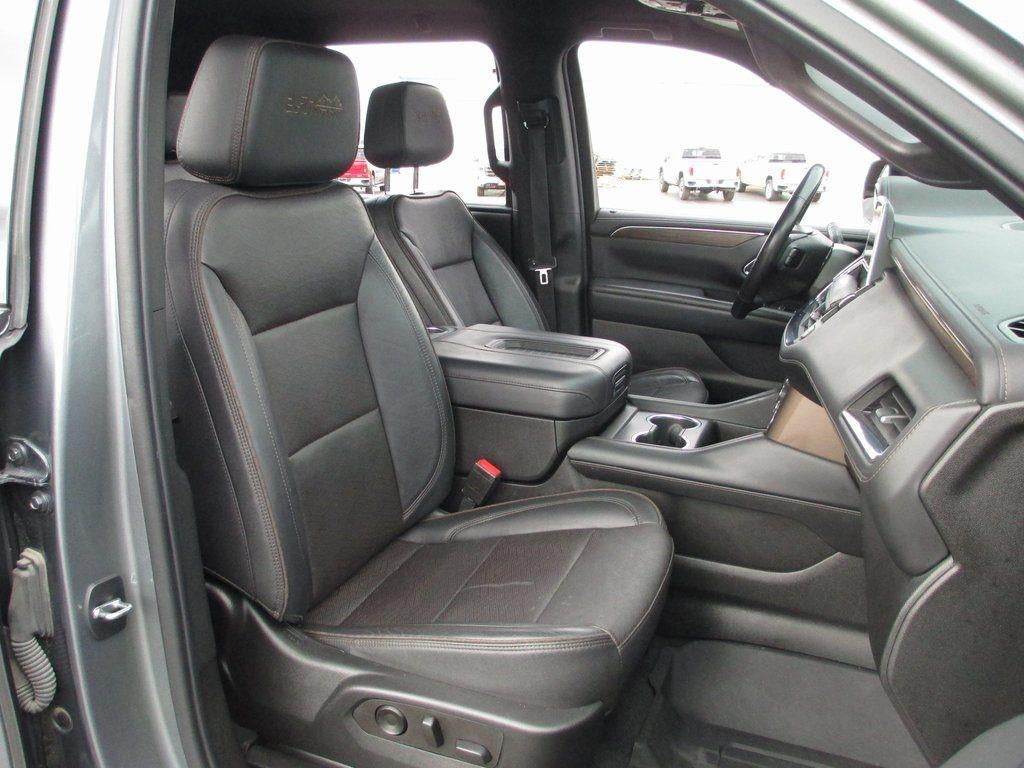 2022 Chevrolet Suburban High Country