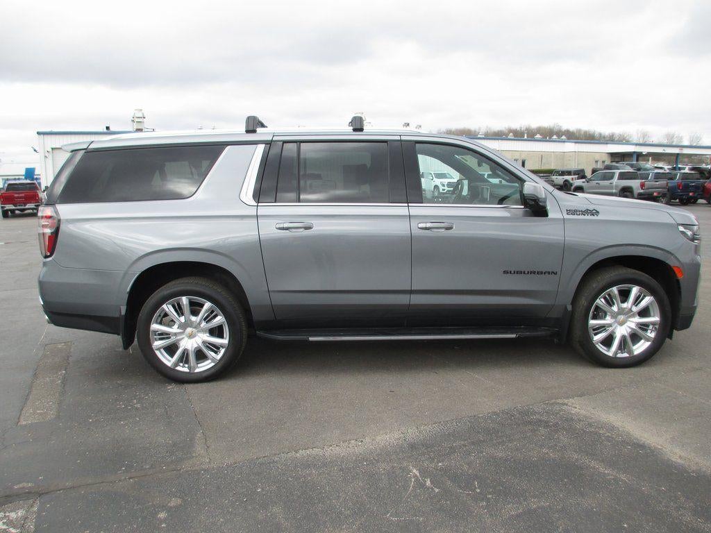 2022 Chevrolet Suburban High Country