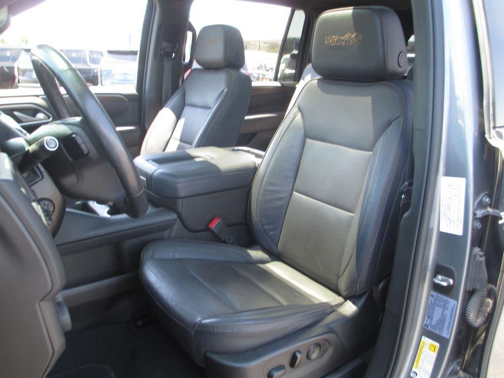 2022 Chevrolet Suburban High Country