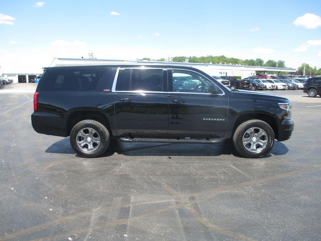 2017 Chevrolet Suburban LT