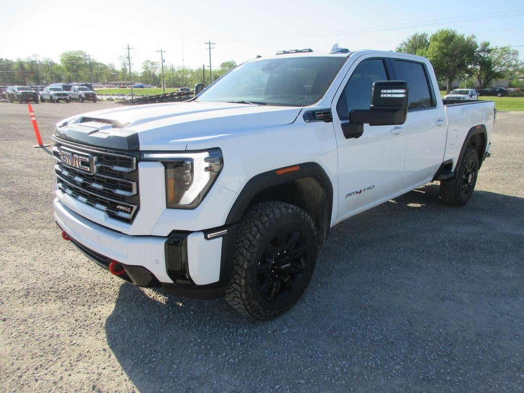 2026 GMC Sierra 2500 HD AT4