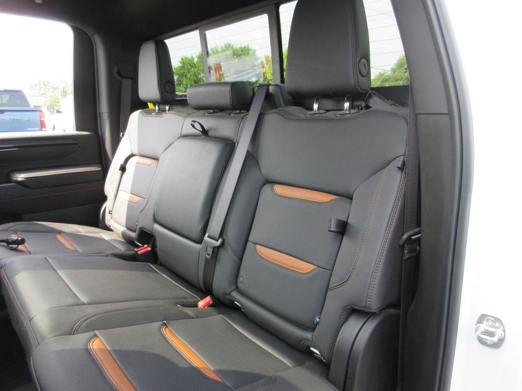 2025 GMC Sierra 2500 HD AT4
