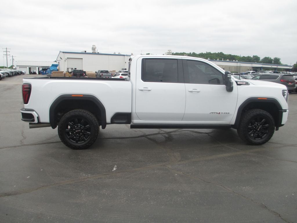 2025 GMC Sierra 2500 HD AT4