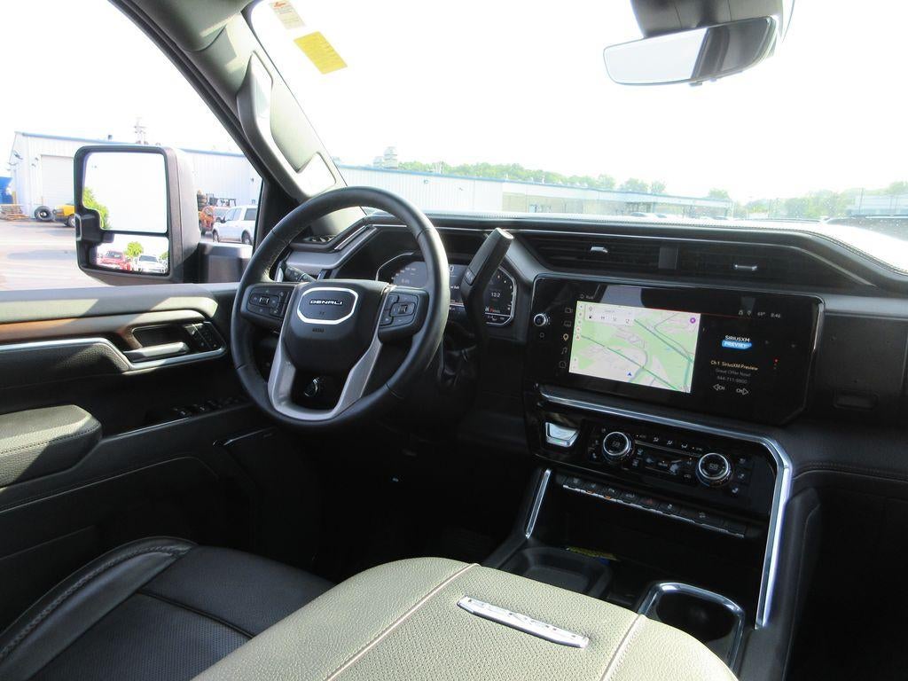 2025 GMC Sierra 2500 HD Denali