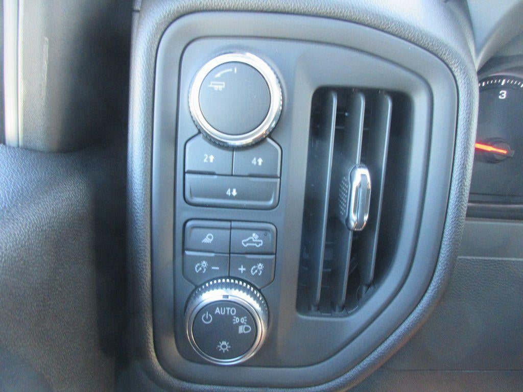 2026 GMC Sierra 3500 HD Pro DRW