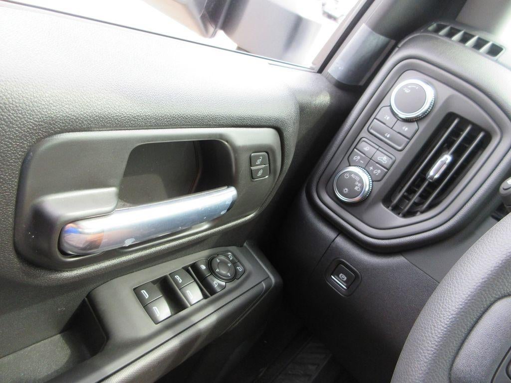 2026 GMC Sierra 3500 HD Pro DRW
