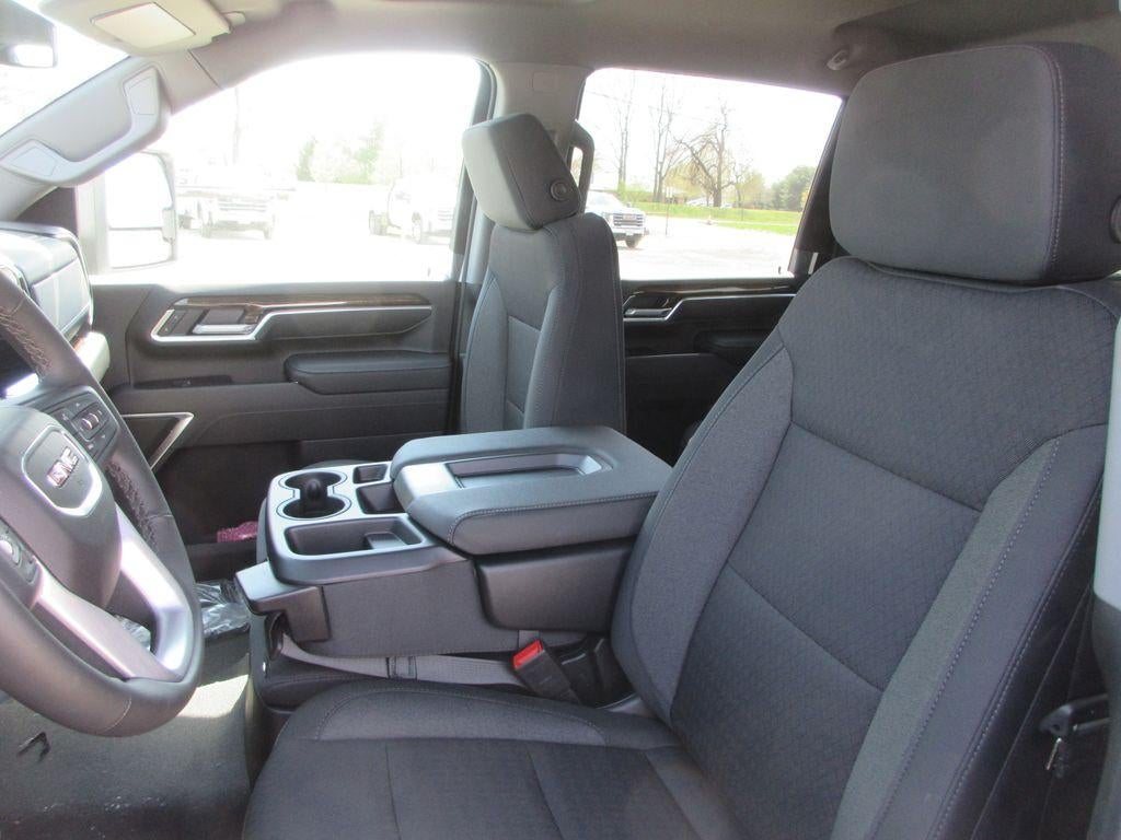 2026 GMC Sierra 3500 HD SLE