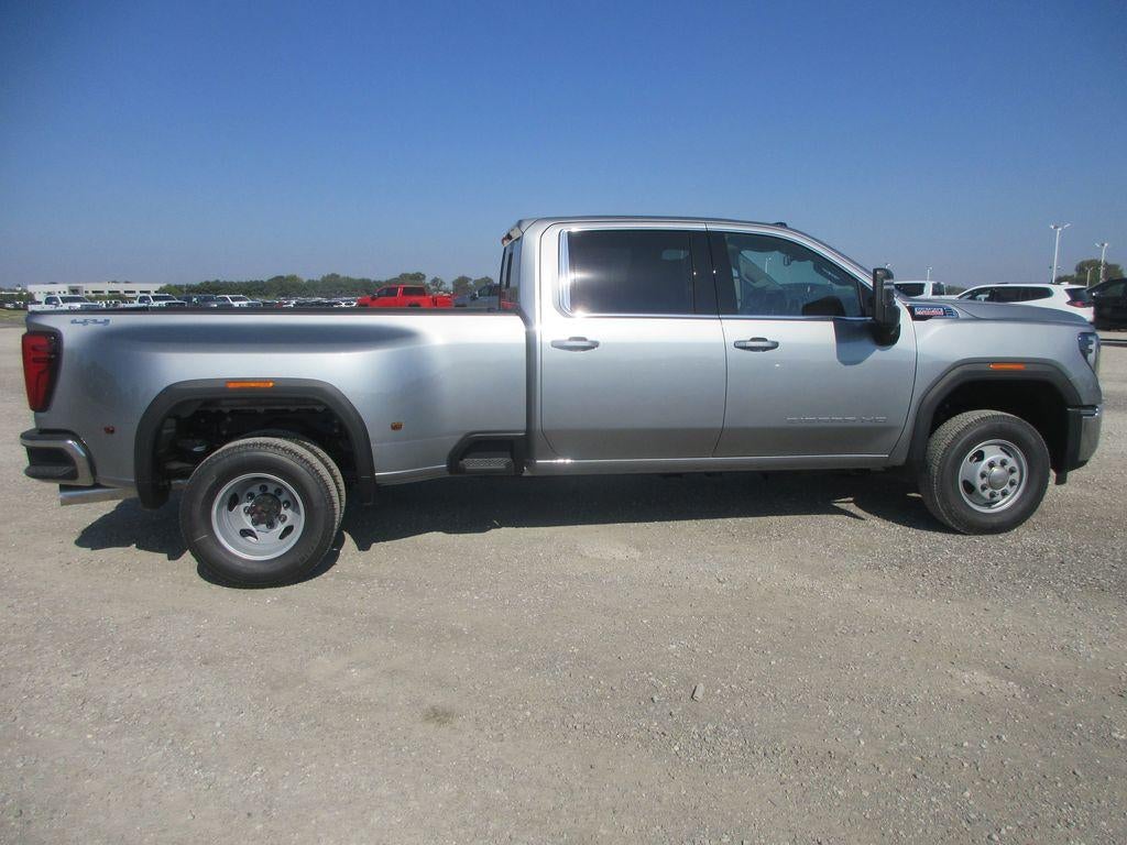 2026 GMC Sierra 3500 HD SLE DRW