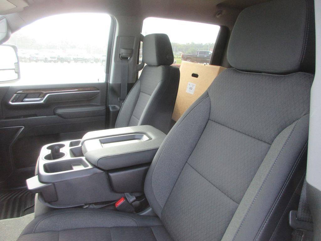 2026 GMC Sierra 3500 HD SLE DRW