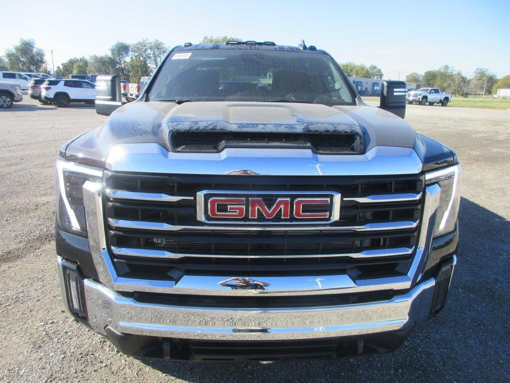 2026 GMC Sierra 3500 HD SLE