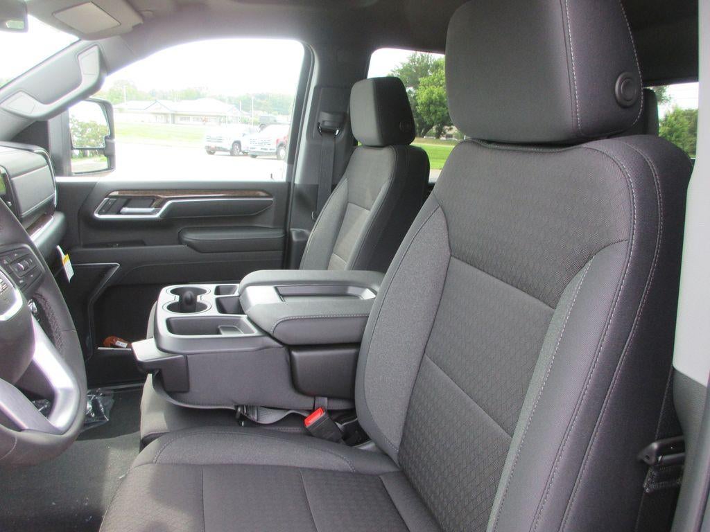 2026 GMC Sierra 3500 HD SLE