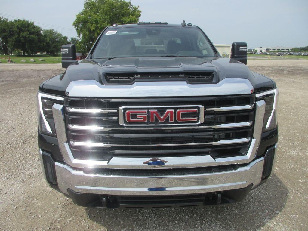 2026 GMC Sierra 3500 HD SLE
