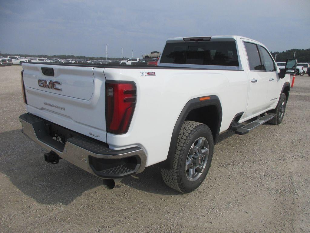 2026 GMC Sierra 3500 HD SLT